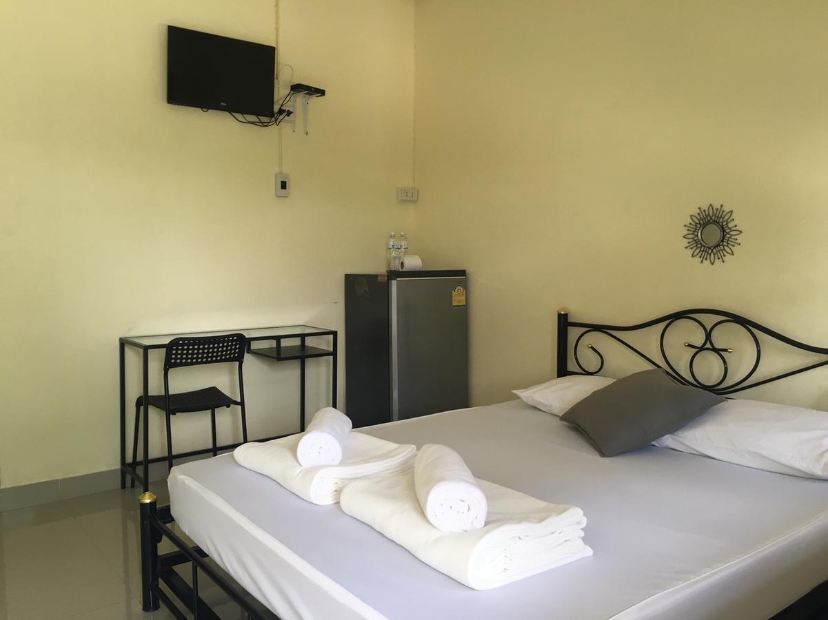 North Hotel Nakhon Nayok Bagian luar foto