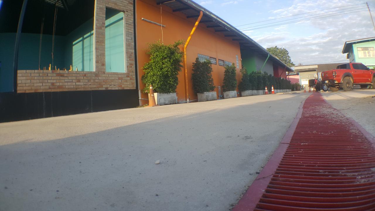 North Hotel Nakhon Nayok Bagian luar foto