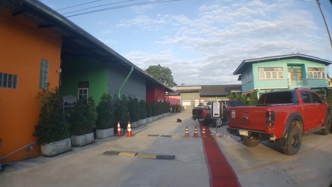 North Hotel Nakhon Nayok Bagian luar foto