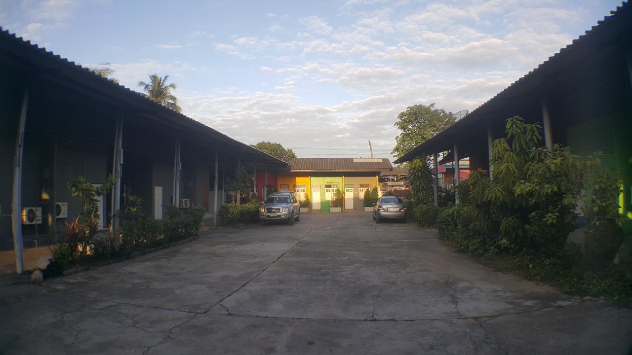 North Hotel Nakhon Nayok Bagian luar foto