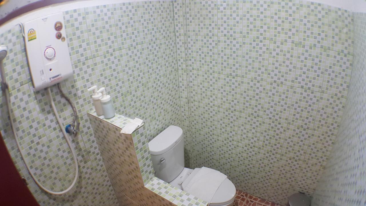 North Hotel Nakhon Nayok Bagian luar foto